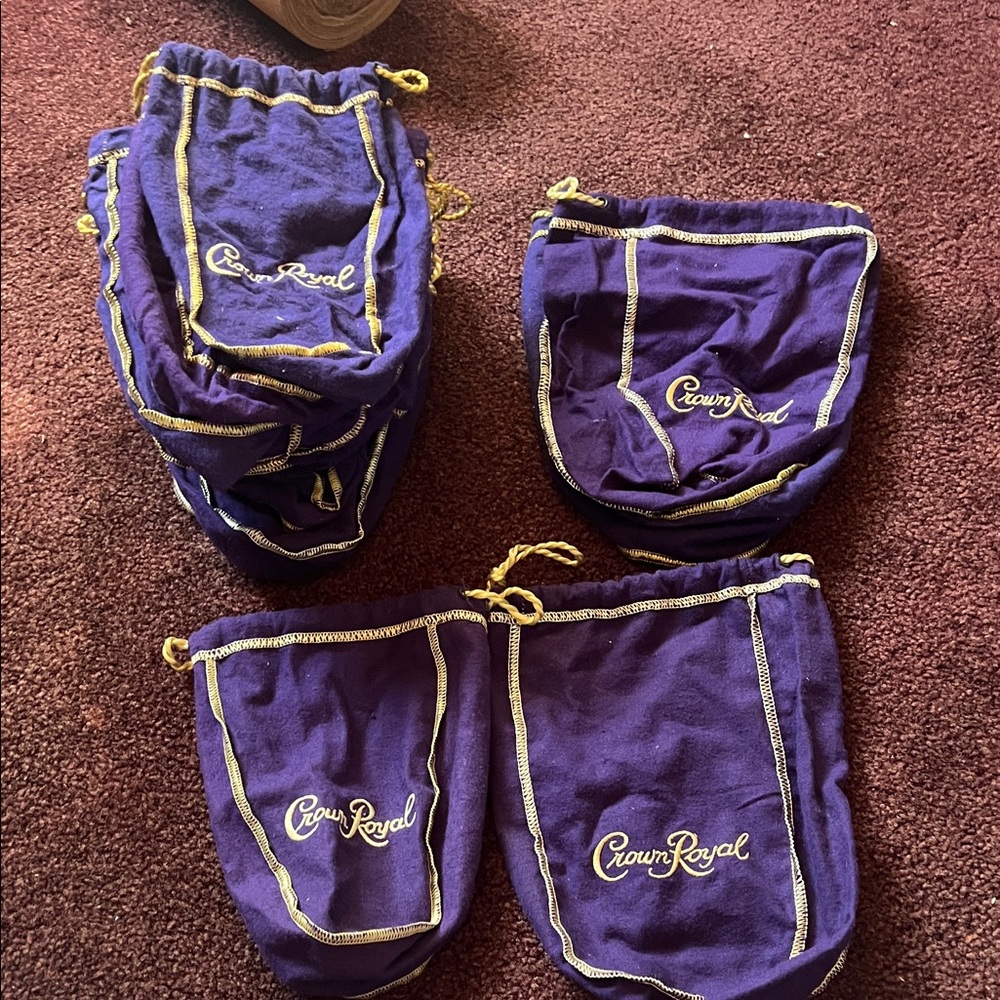 Crown Royal Purple Drawstring Pouch Set 17 Small, 3 Large